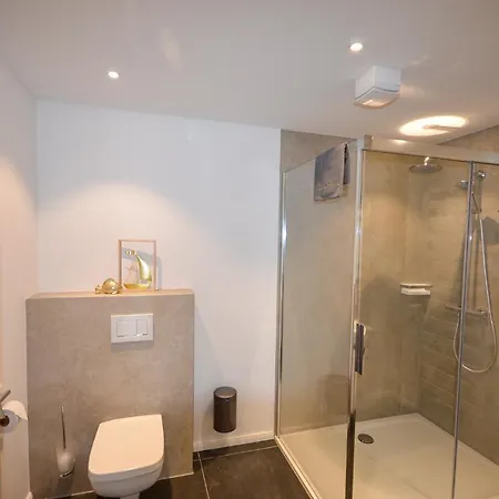 Alte Uhrmacherei - Wohnen Auf Zeit Lägenhet