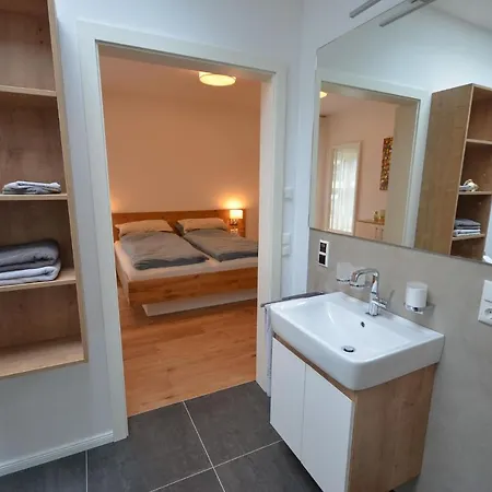 Alte Uhrmacherei - Wohnen Auf Zeit Aurich