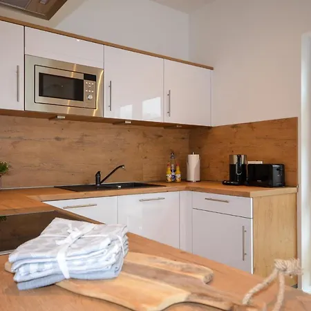Apartment Alte Uhrmacherei - Wohnen Auf Zeit Aurich