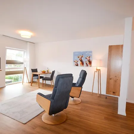 Lägenhet Alte Uhrmacherei - Wohnen Auf Zeit