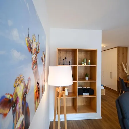 Alte Uhrmacherei - Wohnen Auf Zeit *