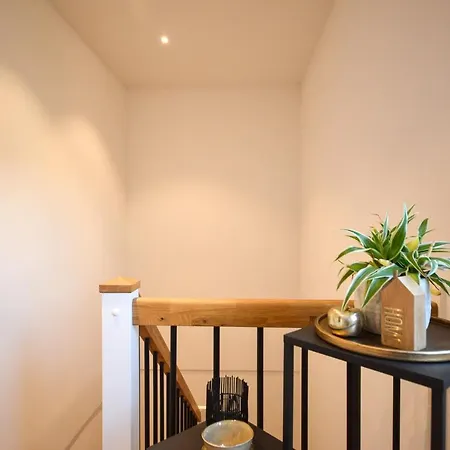 Alte Uhrmacherei - Wohnen Auf Zeit شقة