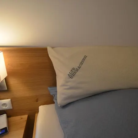 Lägenhet Alte Uhrmacherei - Wohnen Auf Zeit