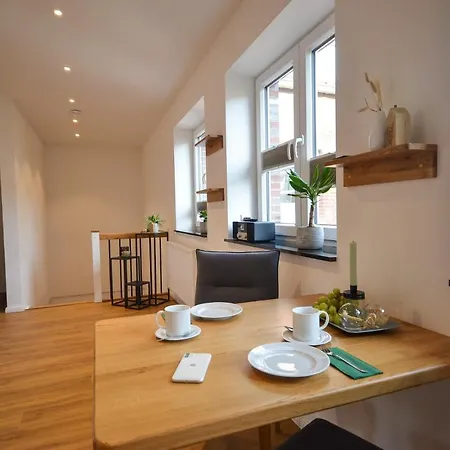 Alte Uhrmacherei - Wohnen Auf Zeit Apartment