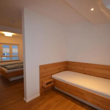 Alte Uhrmacherei - Wohnen Auf Zeit Aurich